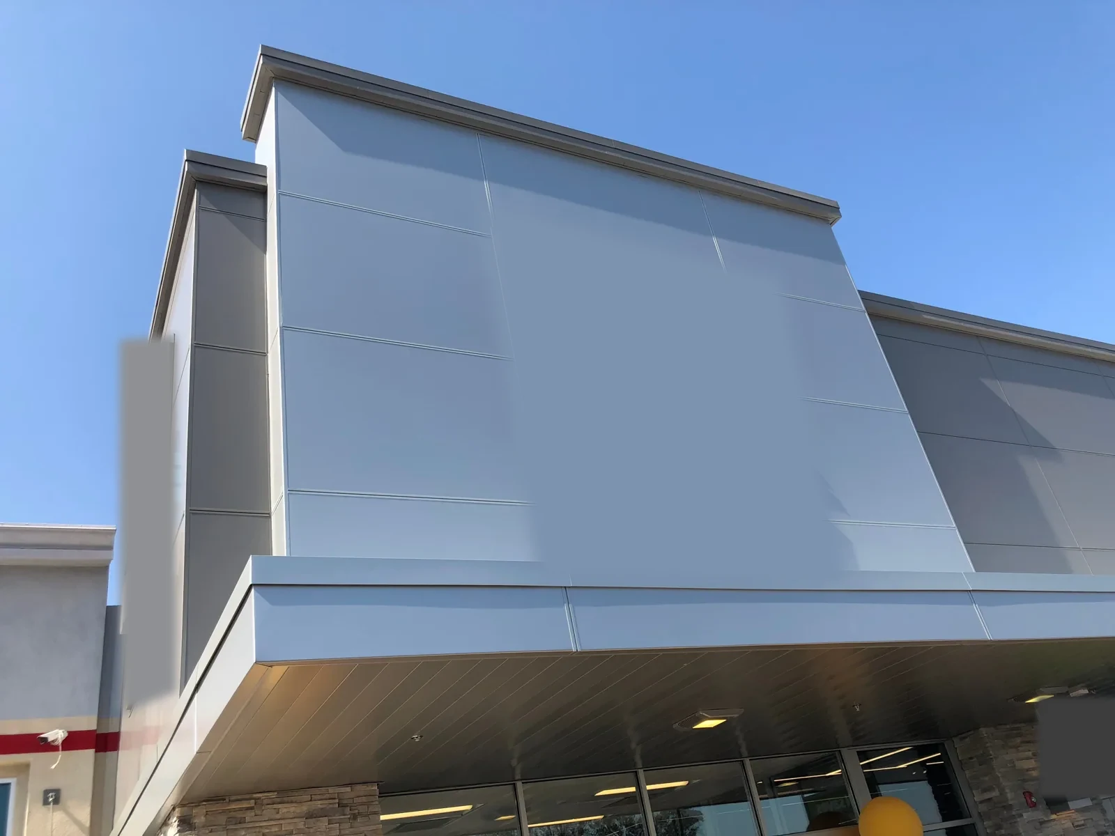 Commercial Roofing for Retail and Restaurant Chains in Burbank, CA